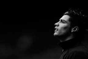 国际足球界推动全年无休的青少年足球推广计划，青少年足球普及